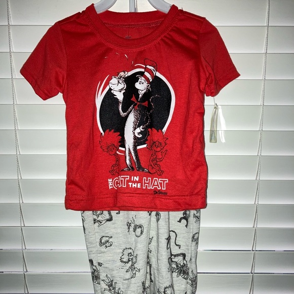 Other - Dr. Seuss Toddler Girls Red Cat in the Hat 2-piece Cartoon Storybook Pajama Set